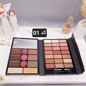 قیمت ارزان سایه کیفی ژولیوس بیوتی طرح عروس ناز بودایی
