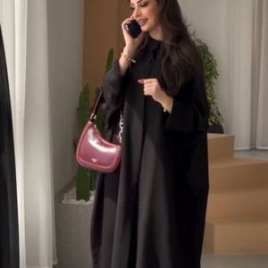 خرید انلاین مانتو عبایی زنانه نایلا