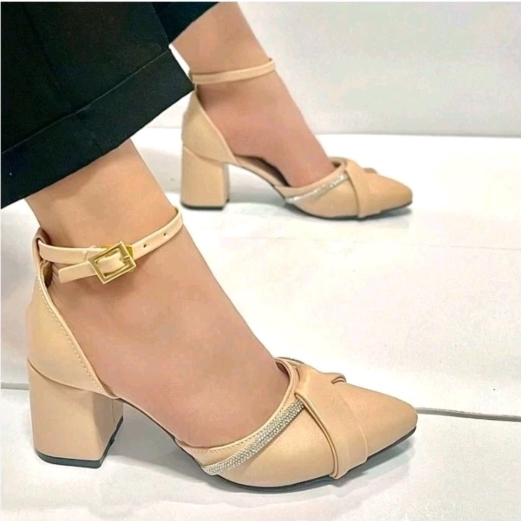مشخصات کفشهای مجلسی زنانه دخترانه شیک پاخورعالی نگین ثابت ترندسال