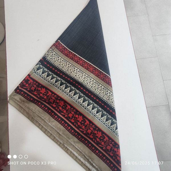 روسری نخی قواره متوسط