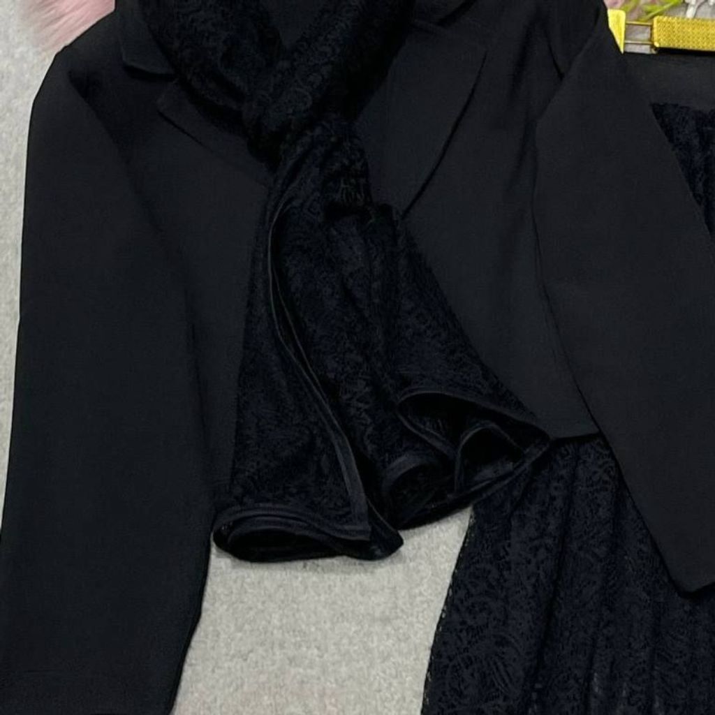 مشخصات سه تیکه شیک