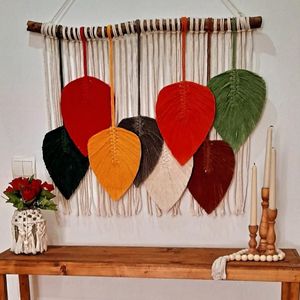 خرید آنلاین دیوارکوب برگ مکرومه مدل گل افشان
