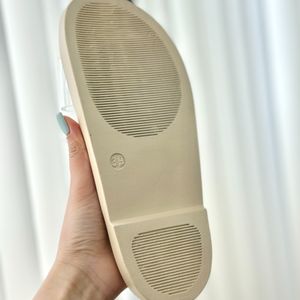قیمت ارزان صندل طلقی زارا