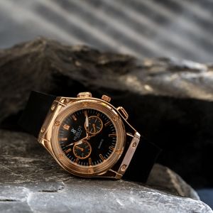 خرید اینترنتی ساعت مچی Hublot مدل C70 ( در 3 رنگ بندی )