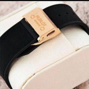 خرید انلاین ساعت مردانه هابلوت – صفحه مشکی، بند مشکی