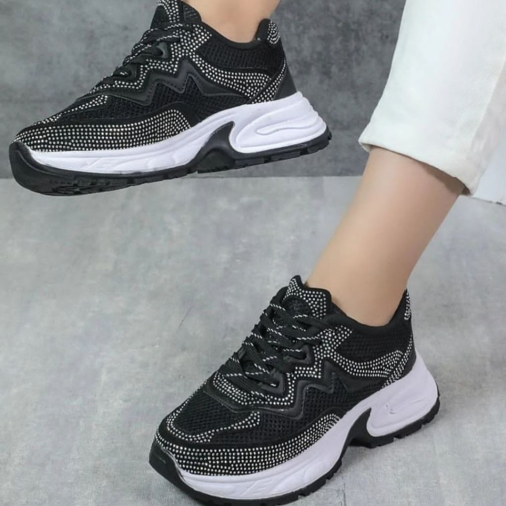 قیمت ارزان کفش اسپرت زنانه  نگینی