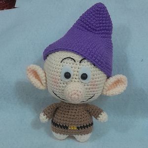 مشخصات عروسک خنگول بافتنی