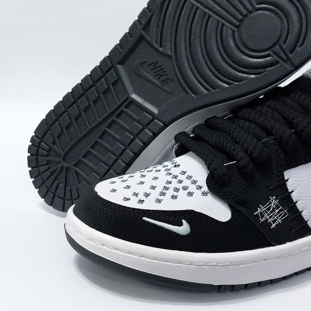 مشخصات کتونی نایک جردن وودو Nike jordan Voodoo با کیفیت عالی