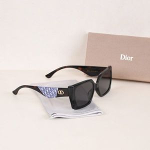 عینک دیور لیزا