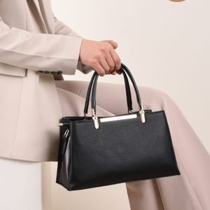 قیمت کیف زنانه شرانگ