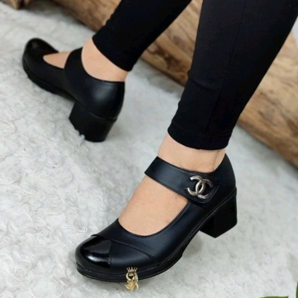کفش زنانه دخترانه کیفیت عالی سایز 36 تا 41 زیره سبک نرم