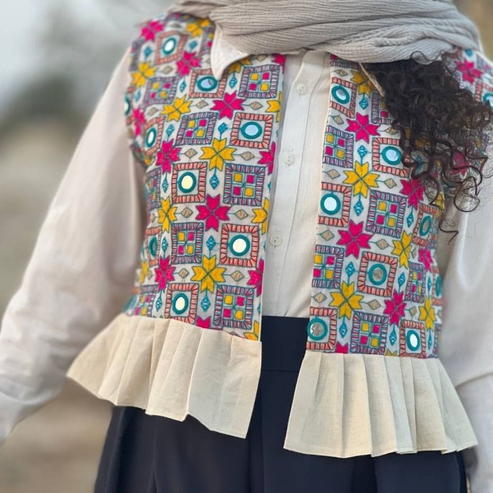 فروش اینترنتی وست زنانه سوزن دوزی