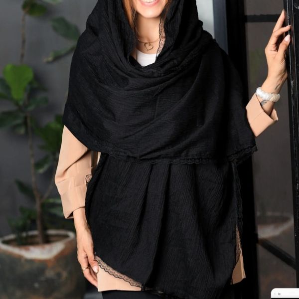 شال پفکی دور دانتل