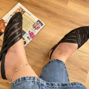 کفش اسلیپر یمنی زنانه