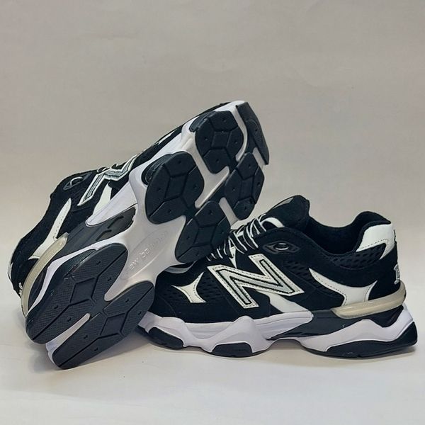 کتونی نیوبالانس 9060 مشکی با کیفیت بالا new balance