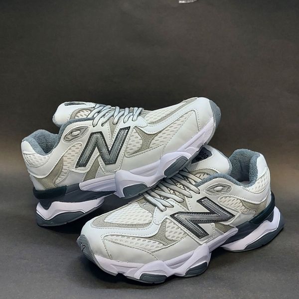 کتونی نیوبالانس 9060 سفید طوسی با کیفیت بالا new balance