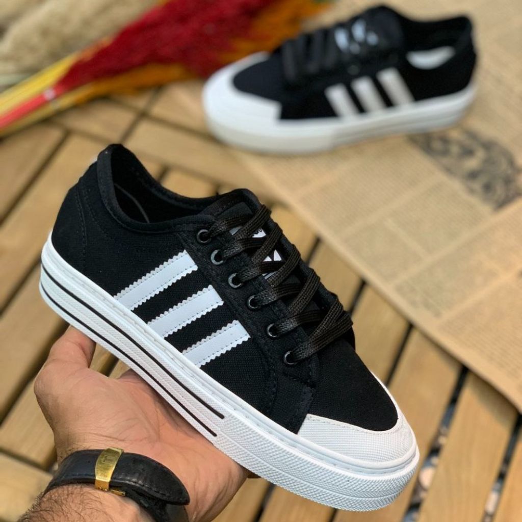 مشخصات ونس آدیداس میتار هانا