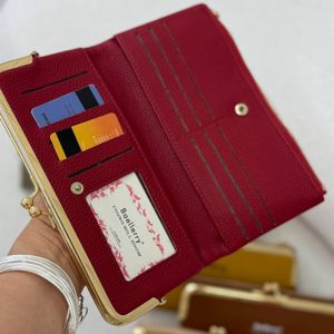 خرید اینترنتی کیف پول وارداتی بالری هانا