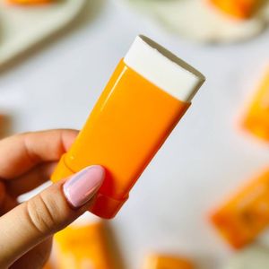فروش اینترنتی ضدافتاب استیکی میوندو