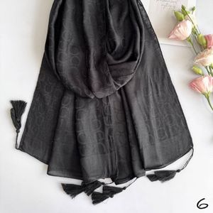 قیمت ارزان شال ژاکارد مشکی هانا