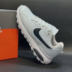 خرید آنلاین کتونی نایک مردانه با کیفیت بالا Nike