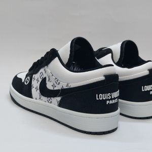 قیمت ارزان کتونی نایک جردن ال وی Nike Jordan LV کیفیت بالا
