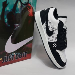 خرید انلاین کتونی نایک جردن ال وی Nike Jordan LV کیفیت بالا