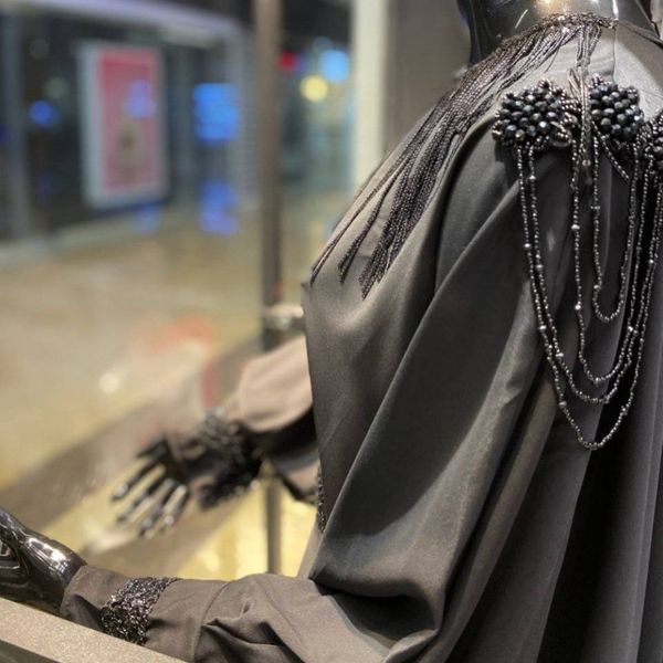 عبایی زنانه رقیه با سردوشی