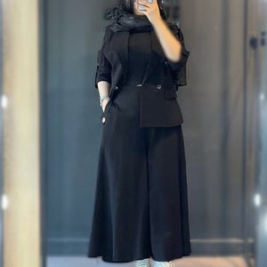 خرید اینترنتی کت و دامن شلواری حنا