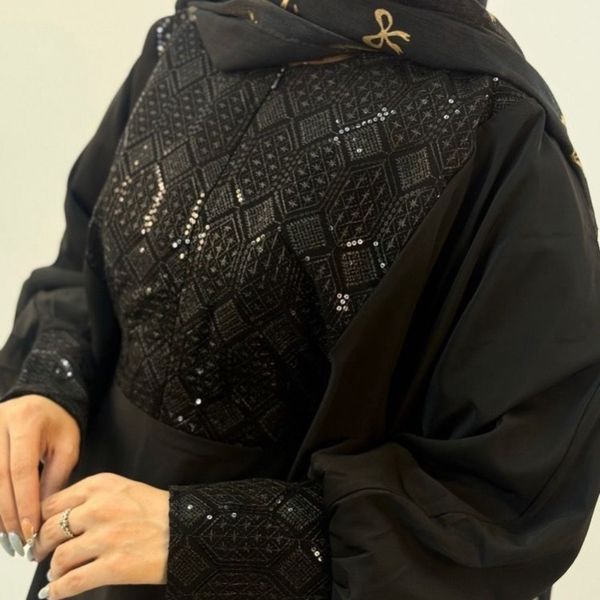 عبایی زنانه الیزه یقه مخملی زیپ دار