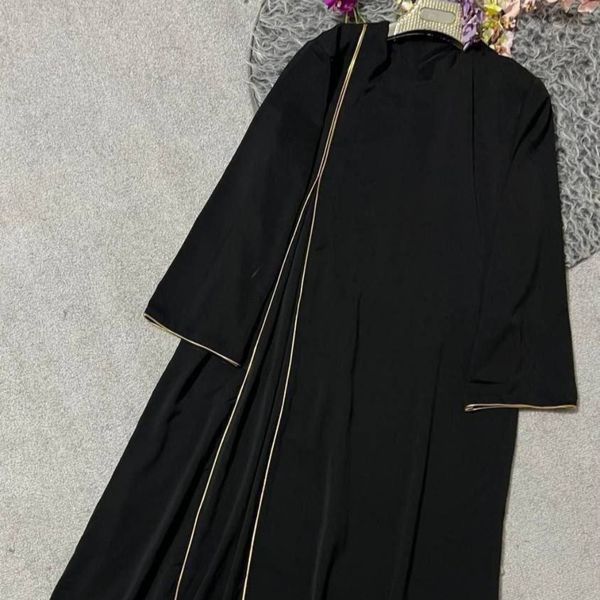 مانتو عبایی زنانه حورا