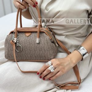 مشخصات کیف بهان هانا