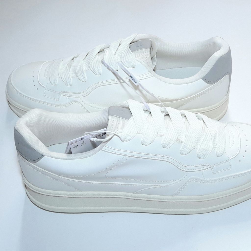 مشخصات کتونی مردانه زنانه سفید برشکا Bershka basic sport