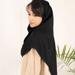 خرید انلاین مقنعه مشکی پاد