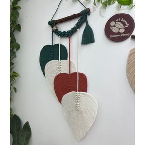 خرید اینترنتی دیوارکوب اویز مکرومه بافی‌برگ طرح مانلی