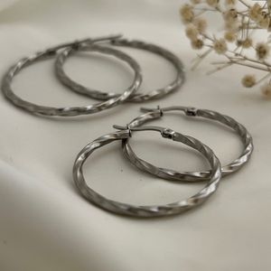 گوشواره حلقه ای طرح دار