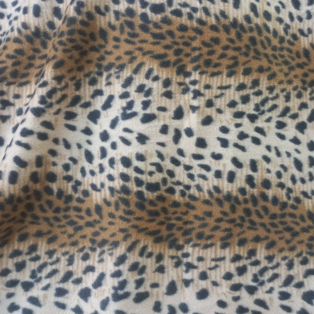 قیمت ارزان پتو مسافرتی .طرح پلنگی