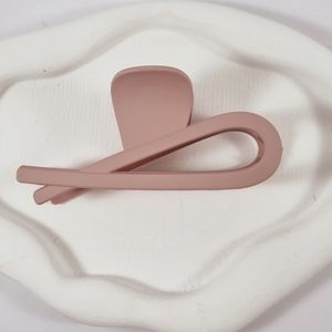 خرید آنلاین کلیپس بزرگ زنانه