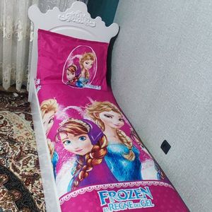 قیمت نیم ست دوتیکه تخت یکنفره عروسکی طرح السا انا صورتی