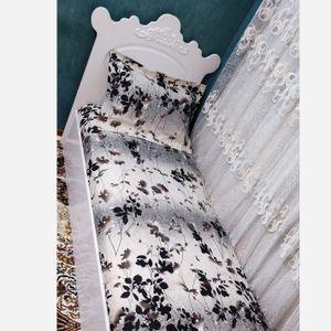 قیمت ارزان ملحفه دورکش گلدار زمینه کرم یک نفره