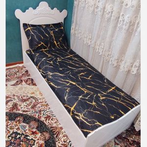 فروش اینترنتی ملافه تخت یک نفره ماربل مشکی طلایی