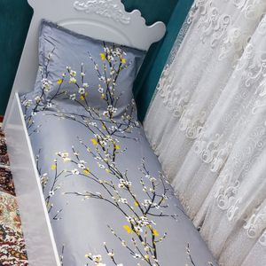فروش اینترنتی ملحفه کشدوزی شده تشک یک نفره تخت شکوفه طوسی روشن