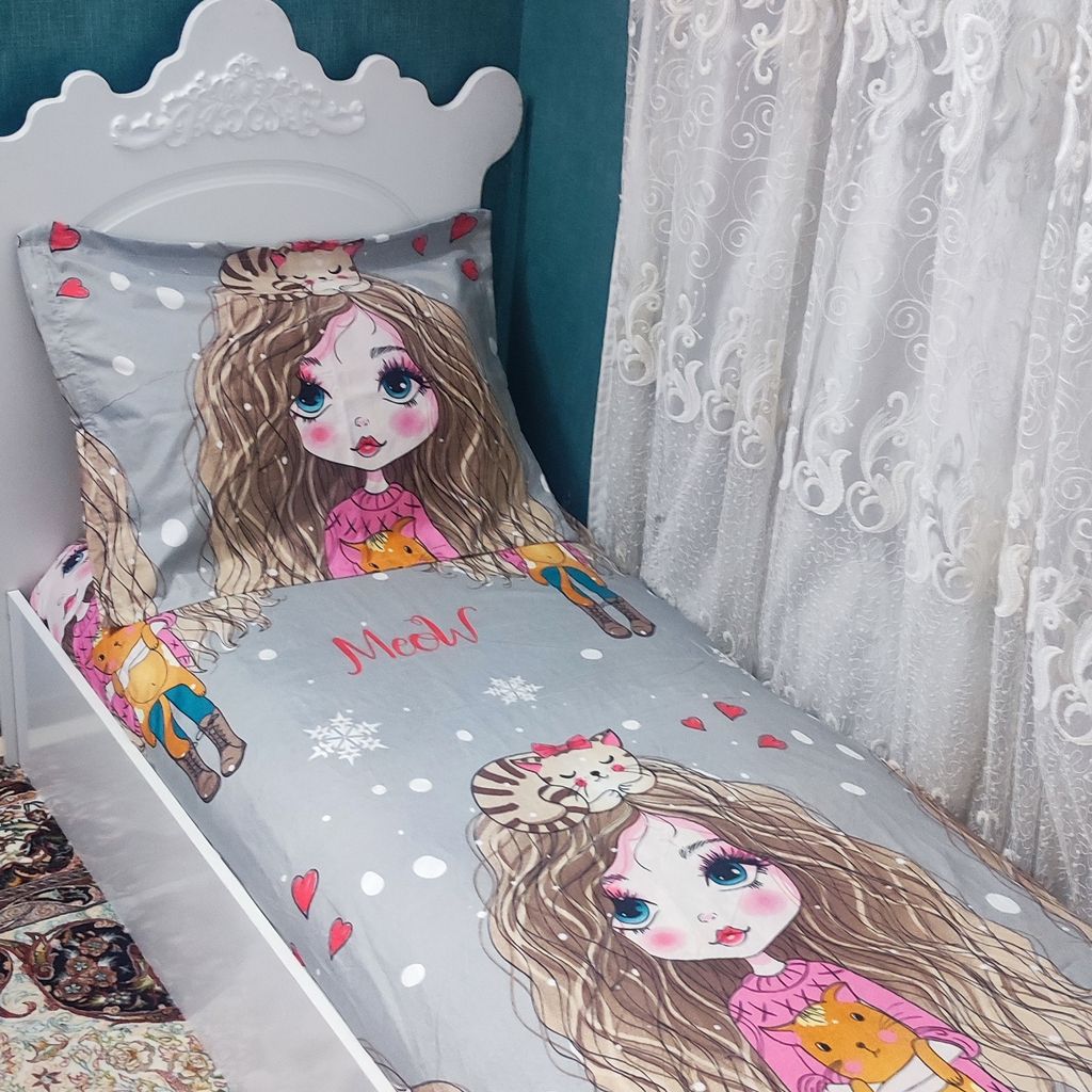 مشخصات نیم ست روتختی یک نفره طرح دختر موفرفری طوسی