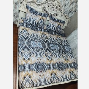 فروش اینترنتی ملحفه کشدار تخت دونفره همراه دوعدد روبالشی لوزی طلایی