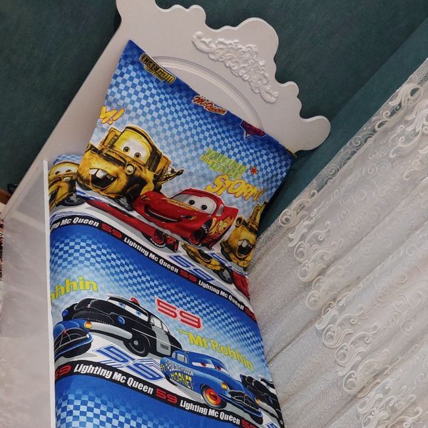 ملحفه دورکش عروسکی طرح مک کویین ماشین ها