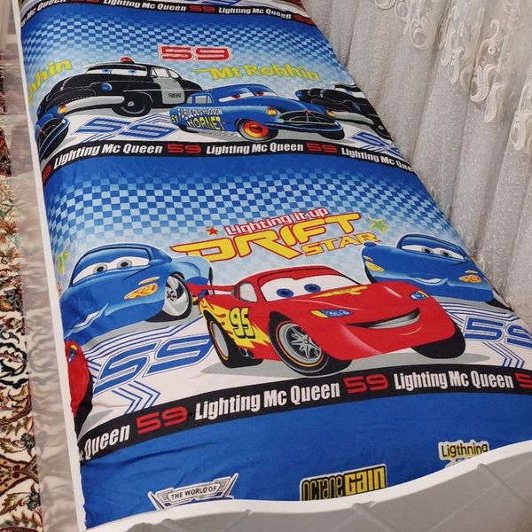 ملحفه دورکش عروسکی طرح مک کویین ماشین ها