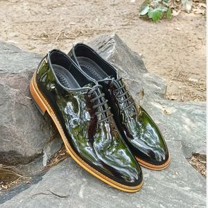 خرید اینترنتی کفش مردانه مجلسی چرم طبیعی مدل جردن ورنی مشکی 
