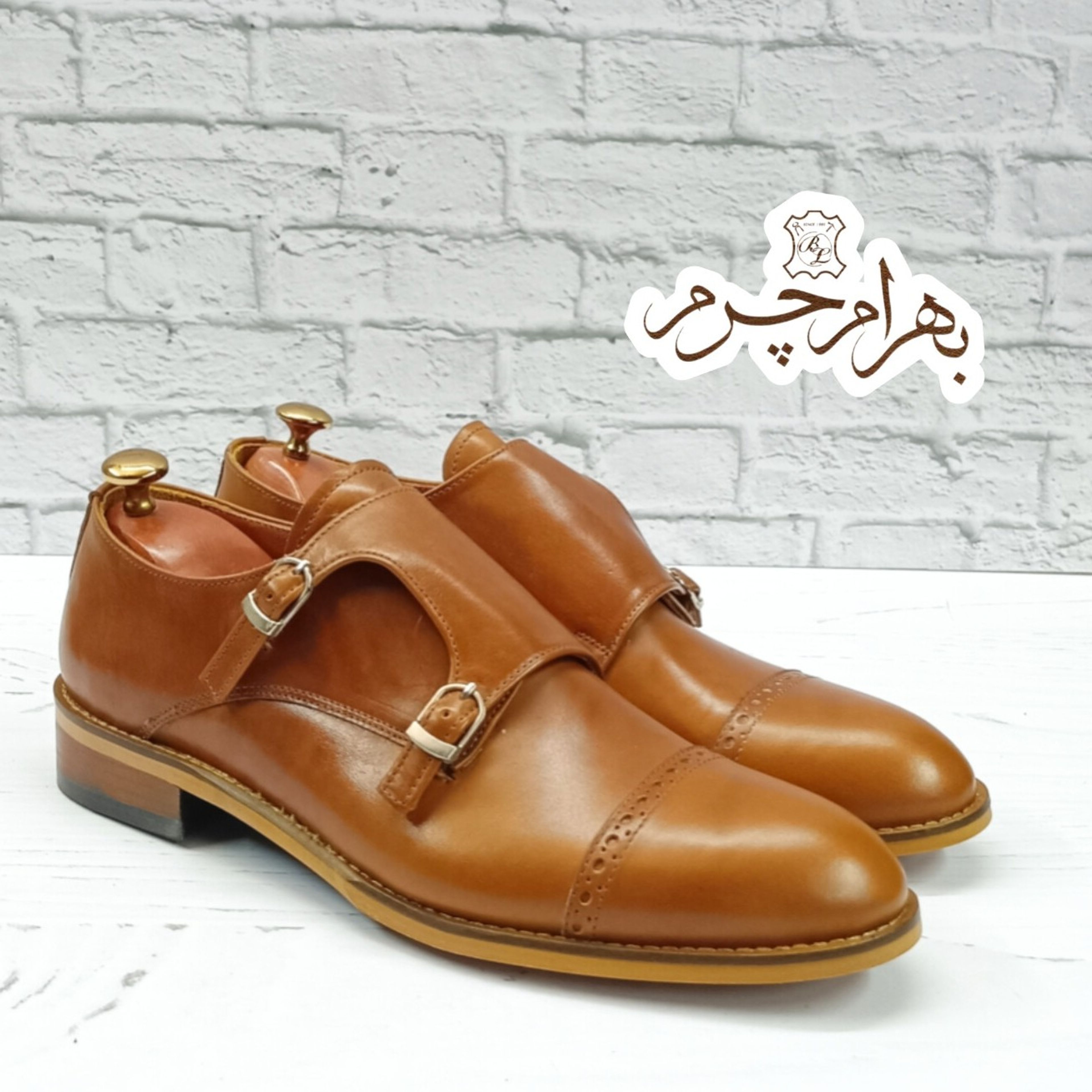 فروش اینترنتی کفش مردانه مجلسی چرم طبیعی مدل آلفردو عسلی 