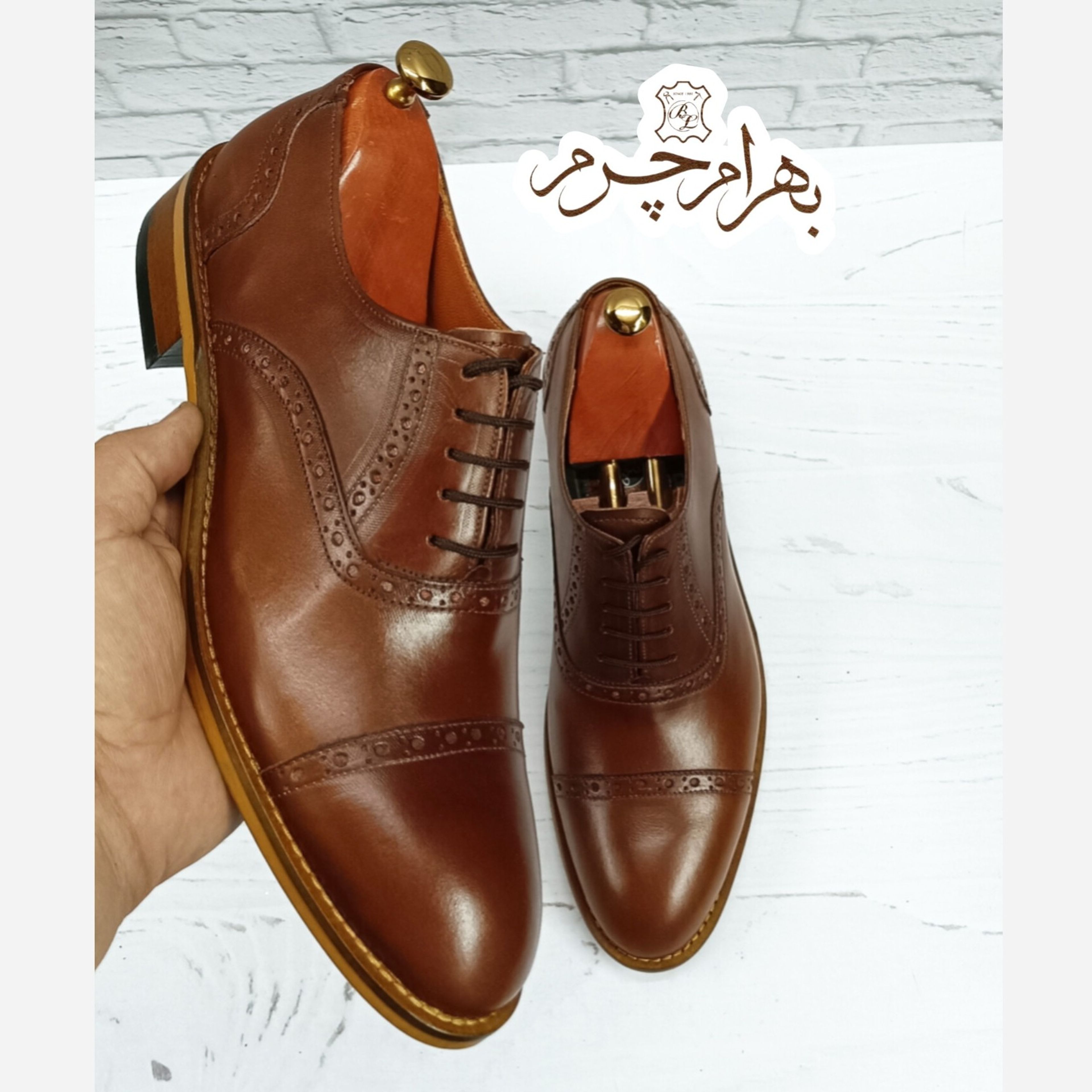 قیمت ارزان کفش مردانه مجلسی چرم طبیعی قهوه ای مدل آرماندو  