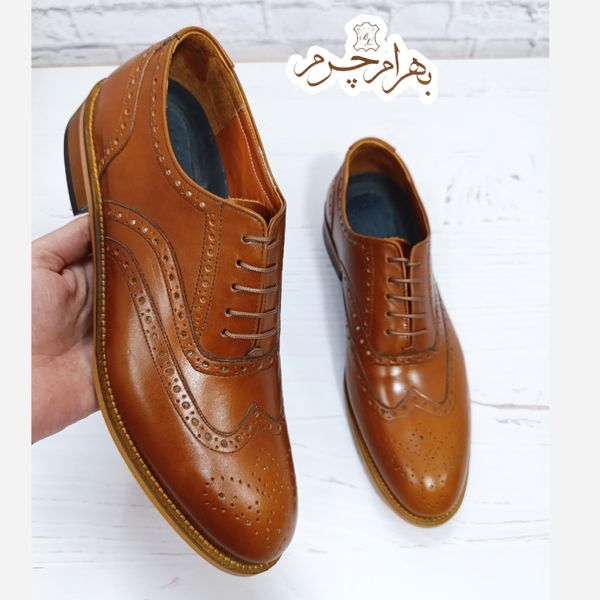 کفش مردانه مجلسی چرم طبیعی مدل نیلسون عسلی 